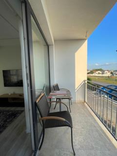 Noah Apartment Self Check-in Otopeni - 1