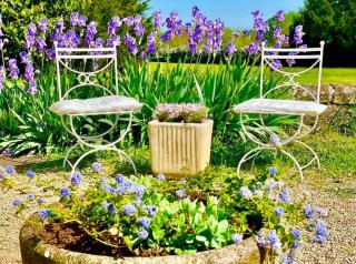 Charming Romantic Tower in Chateau Estate - 8