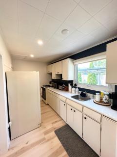 Park Street Paradise! - 1