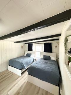 Park Street Paradise! - 4