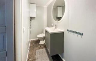 Amazing Home In Hörby - 4