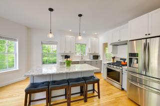 Pet-Friendly Southampton Paradise with Pool! - 4