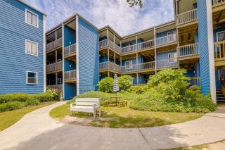 North Topsail Beach Vacation Rental with Balcony! - North Topsail Beach - 9