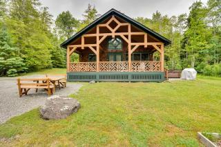 Secluded Elka Park Cabin Hot Tub and Fire Pit! - Elka Park - 9