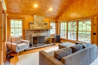 Secluded Elka Park Cabin Hot Tub and Fire Pit! - Elka Park - 8