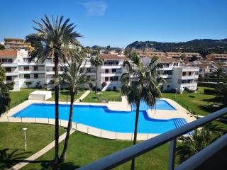 Casa en urb. con la piscina más GRANDE de Jávea. - 9