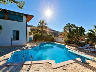 Equipped villa with private pool and panoramic sea views - Tonnara di Bonagia - 0