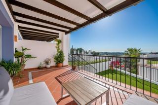 Luxury Resort 3 Bed apartment with Pools and Gym - Estepona - 9