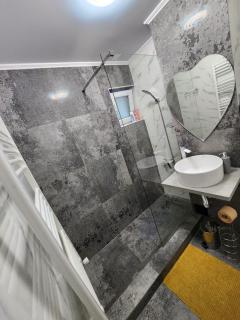 EDWARD RESIDENCE - Slănic-Moldova - 2