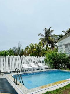 BOHO BY THE BEACH Resort - Morjim - 1