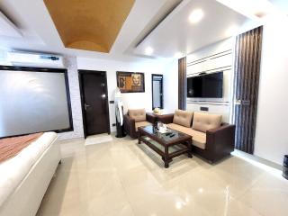 Hotel The Daanish Residency - Karol Bagh - New Delhi - 0