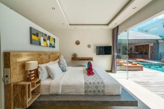 Villa Harlow: Stylish 3BR Villa - Centrally Located in Berawa - Canggu - 1