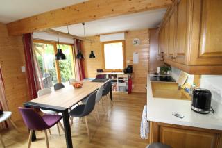 Chalet avec mezzanine 4 étoiles, Saint Mamet, jusqu'à 10 couchages, proche du lac de Gérardmer des commerces et des pistes de ski dans un quartier calme - Gérardmer - 9