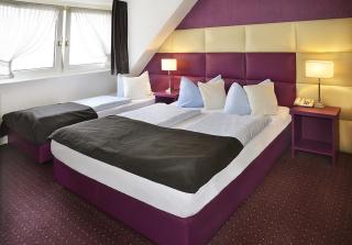 Hotel Am Wehrhahn - Düsseldorf - 4