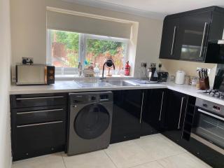 Studio flat Gants Hill with Free Parking - 5