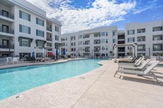 Nature's Retreat - Rooftop Pool, Lounge & Hot Tub! - Tempe - 5