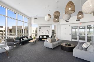 Nature's Retreat - Rooftop Pool, Lounge & Hot Tub! - 8