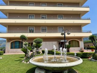 Hotel Maddaloni - Tufino - 9