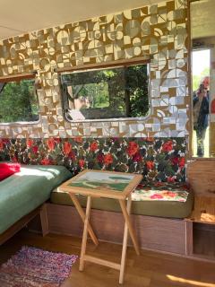 Unique 70s caravan, calm and relaxed - Les Cresnays - 4