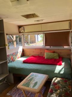 Unique 70s caravan, calm and relaxed - Les Cresnays - 5