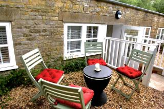 Stamford Meadows Glamping with Private Hot Tubs - Stamford - 5