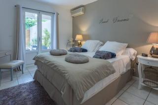 Le Grand Badamier Blanc grande villa familiale 5 étoiles piscine chauffée 17 personnes - 6