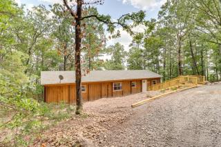 Edgemont Waterfront Cabin Rental with Beach Access! - Fairfield Bay - 9