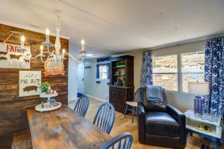 Edgemont Waterfront Cabin Rental with Beach Access! - Fairfield Bay - 5