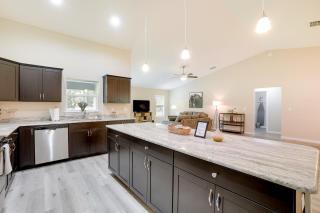 Pet-Friendly Home with Fenced Yard in Dunnellon - Dunnellon - 3