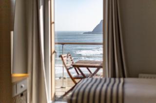 The Sands Sea Front Apartments - Scarborough - 6