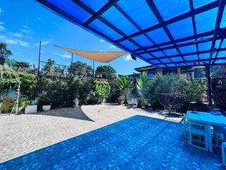 Delia's Guest House - 1