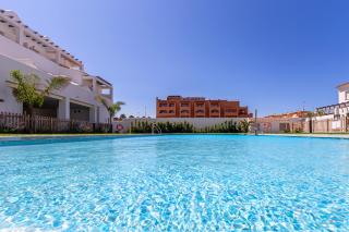 Terrace, pool, near beach & home office (Fibre) - 2