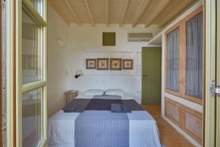 Ochre Dream, Beach front & Sunset villa Naousa - 1