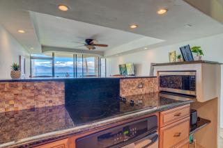 One-Bedroom Apartment - Kahana - 1