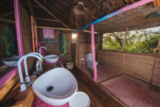 Kizingo Beach Eco Lodge - 5