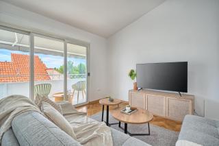 A2 - luxury apt w big balcony 4 min walk to beach - Split - 3