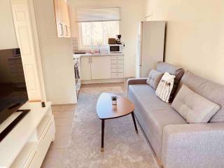 Lovely 2-bed Flat In Stockholm - Sollentuna - 2