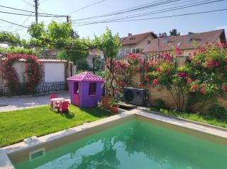 Family Hotel Velevi - 3