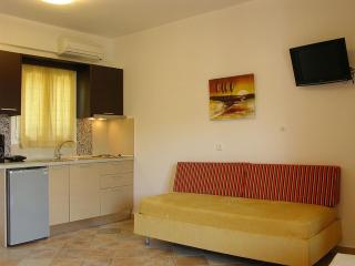 Dafni studios nο3 - 5