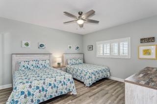 Regency Condo 405 - 7