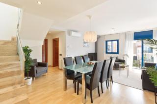 Lucas House Apartments by Sitges Group - 6