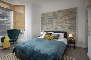 Seaside Suite 1 - Beautiful Long Stay Studio on Lord Street - 0