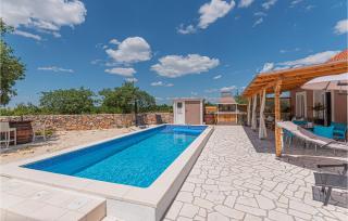 Nice Home In Kaocine - Miljevci - Kaočine - 4