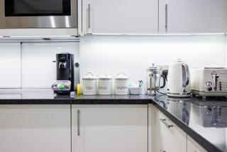 Hyde Park Hideaway Sleeps 6 - London - 5