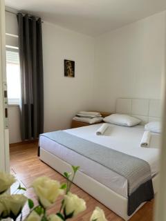 Apartmani Aron - Novalja (Novaglia) - 0