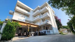 Apartments Cota Guesthouse - 7
