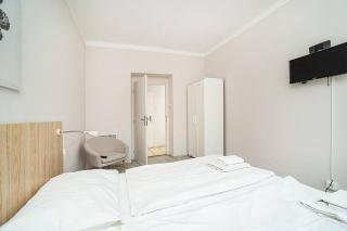 Bright 2 bed with big terrace by tram - Prag - 4