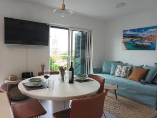 JesLiving Hvar - 2 Bedroom Elegant Apartment with Sea View in Historic Center of Hvar Town - Hvar - 9