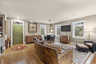 The Marsh House home - 7