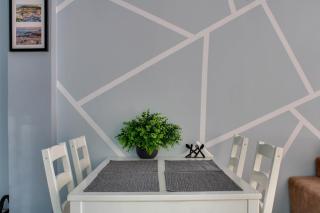 Modern Cozy Apartment in Downtown Athens - 6